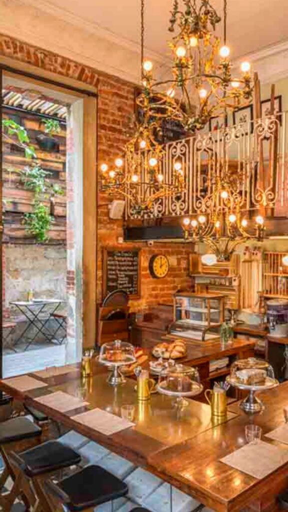 Good coffee in Mexico City, Coffee shop near me, Roll de Guayaba, Cafeteria Roma Condesa