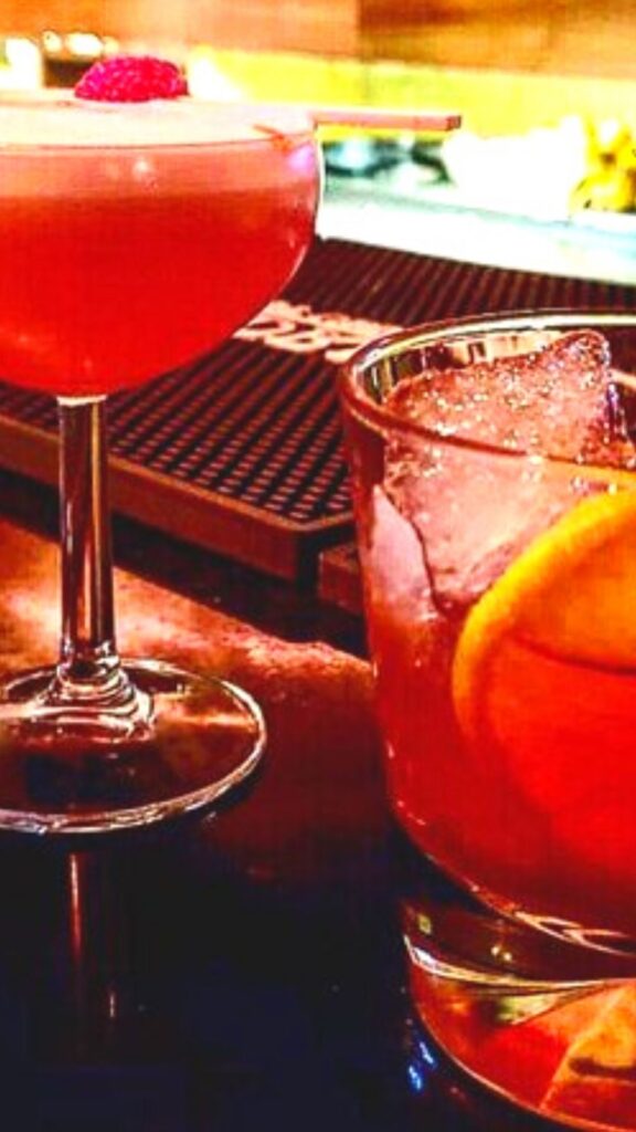 Jazz Bar, Good Cocktails, Live Music in Mexico City. Live Jazz in Mexico City, Speakeasy Mexico City.