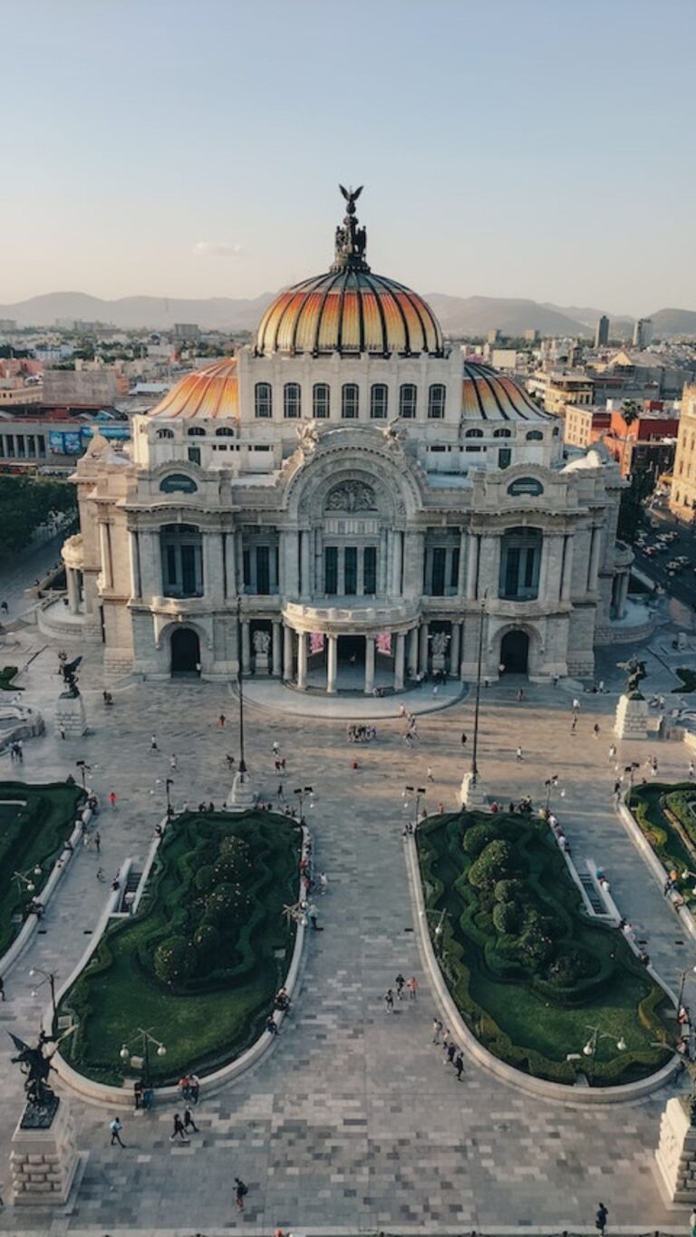Museums worth visiting in Mexico City? Palacio de Bellas Artes Downtown Mexico City